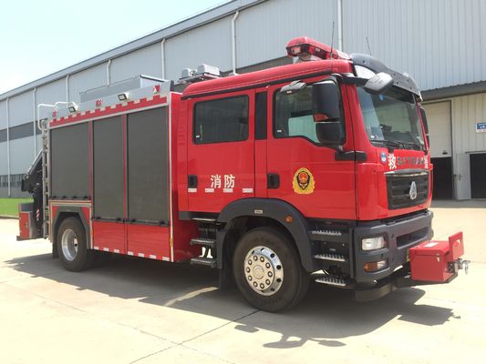 4x2 Heavy Fire Truck , 310HP Emergency Rescue Truck With 5 Ton Crane